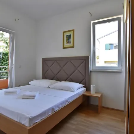 Raul Apartment *
