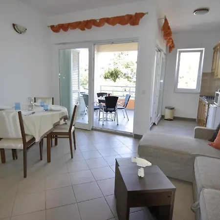 דירה In Mit Terrasse Und Grill